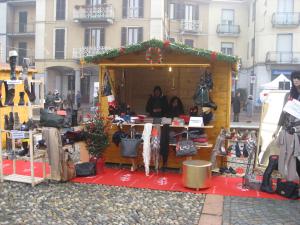 La casetta natalizia in piazza che ha ospitato Cenerentola Fashion