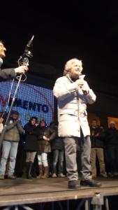 Beppe Grillo in piazza Martiri a Novara