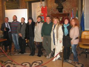 L'assessore Zeno, la funzionaria Rosina e parte del Comitato commercianti