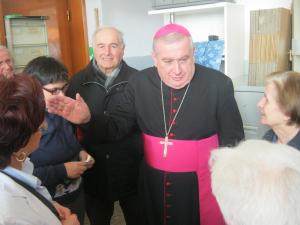 Monsignor Brambilla alla cooperativa Primo Passo