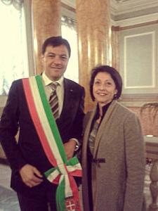 Il sindaco di Novara, Andrea Ballarè, e la sen. Elena Ferrara