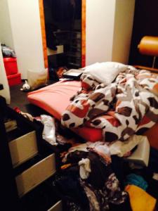 Ecco come si presentava la cameretta dopo la 'visita' dei ladri