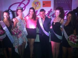 Il podio dei vincitori, al centro Zaira, l'organizzatrice Silvia e Matteo