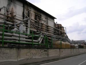 il retro della ditta Unibios di Trecate